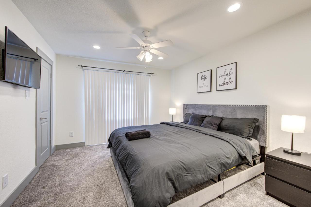 Trendy Midtown Apt, Walk To Shops & Sites, Pets Ok Houston Zewnętrze zdjęcie